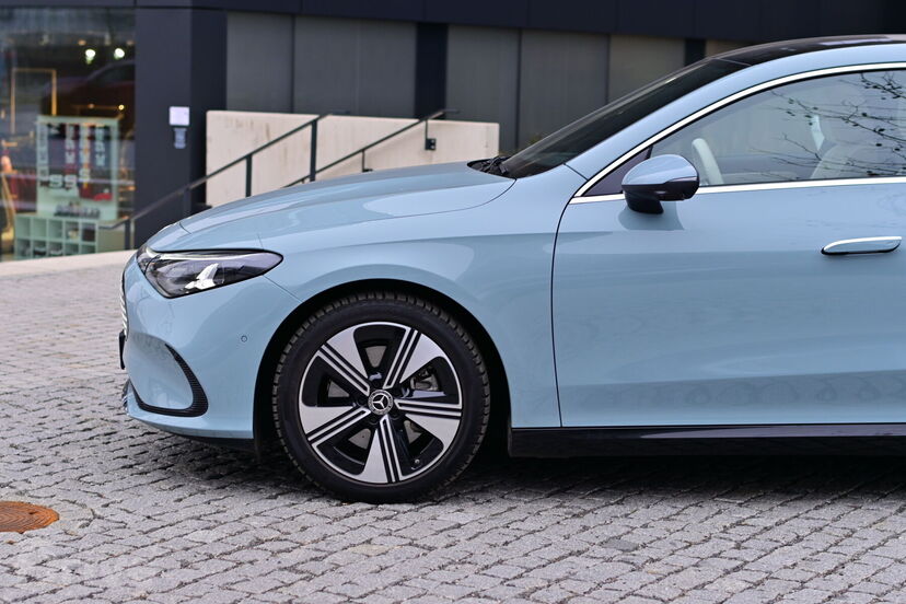 Mercedes-Benz CLA (2025)