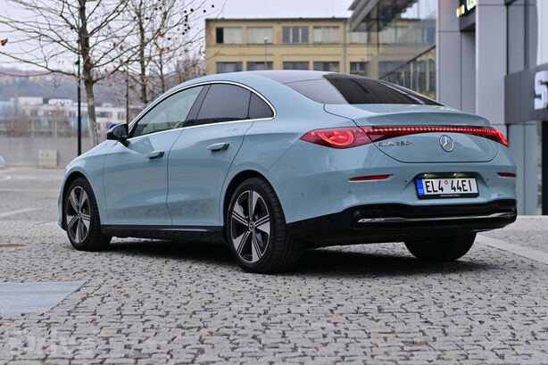 Mercedes-Benz CLA (2025)