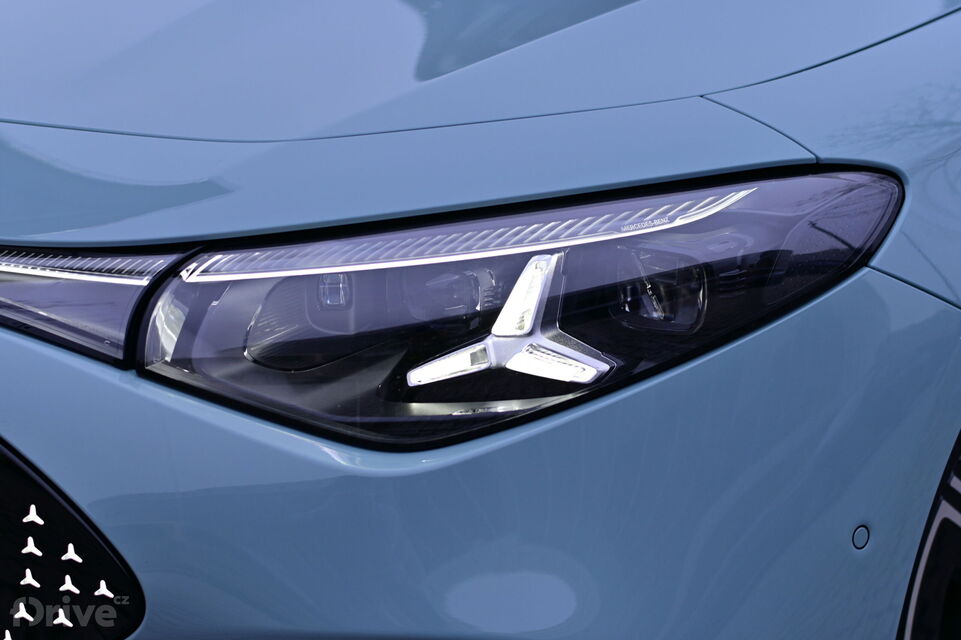Mercedes-Benz CLA (2025)