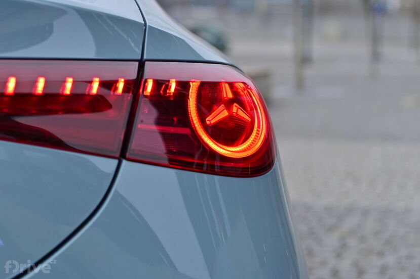 Mercedes-Benz CLA (2025)