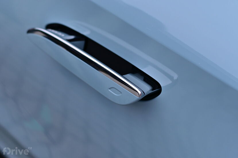 Mercedes-Benz CLA (2025)