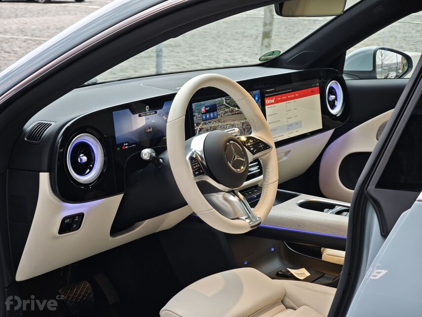 Mercedes-Benz CLA (2025)