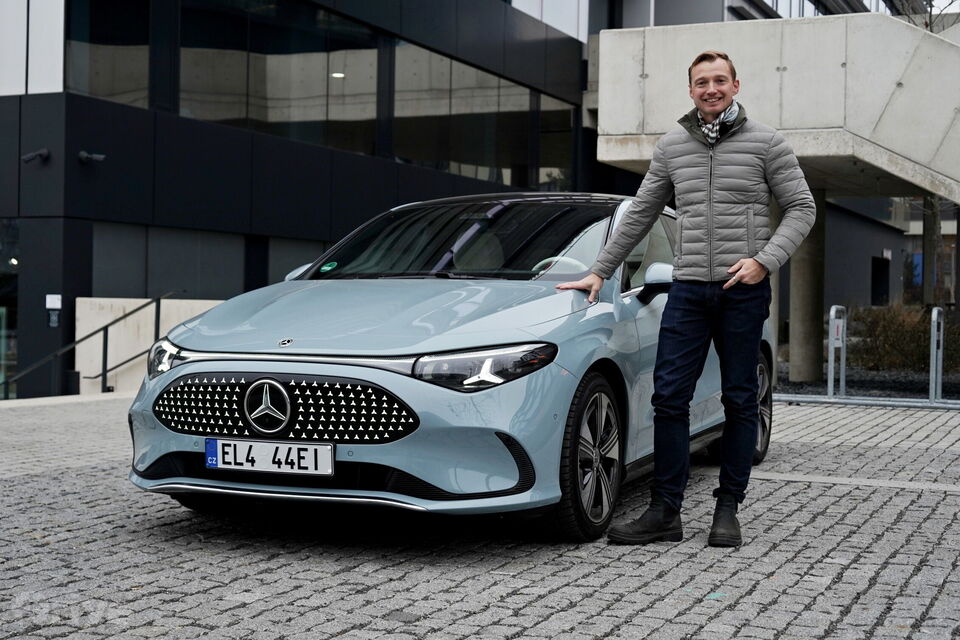 Mercedes-Benz CLA (2025)