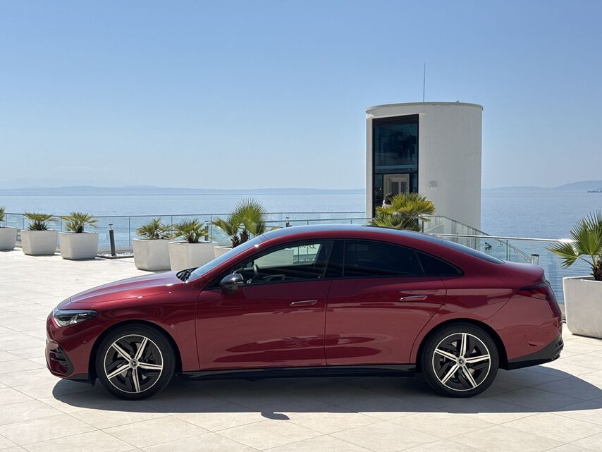 Mercedes-Benz CLA (2025)