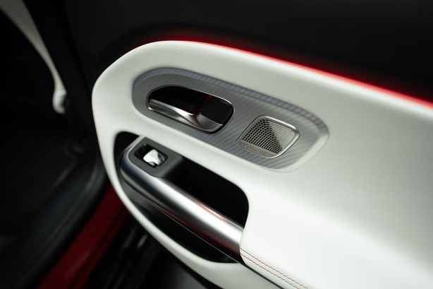 Mercedes-Benz CLA (2025)