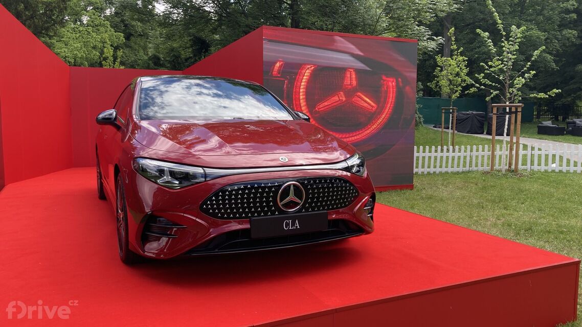 Mercedes-Benz CLA (2025)