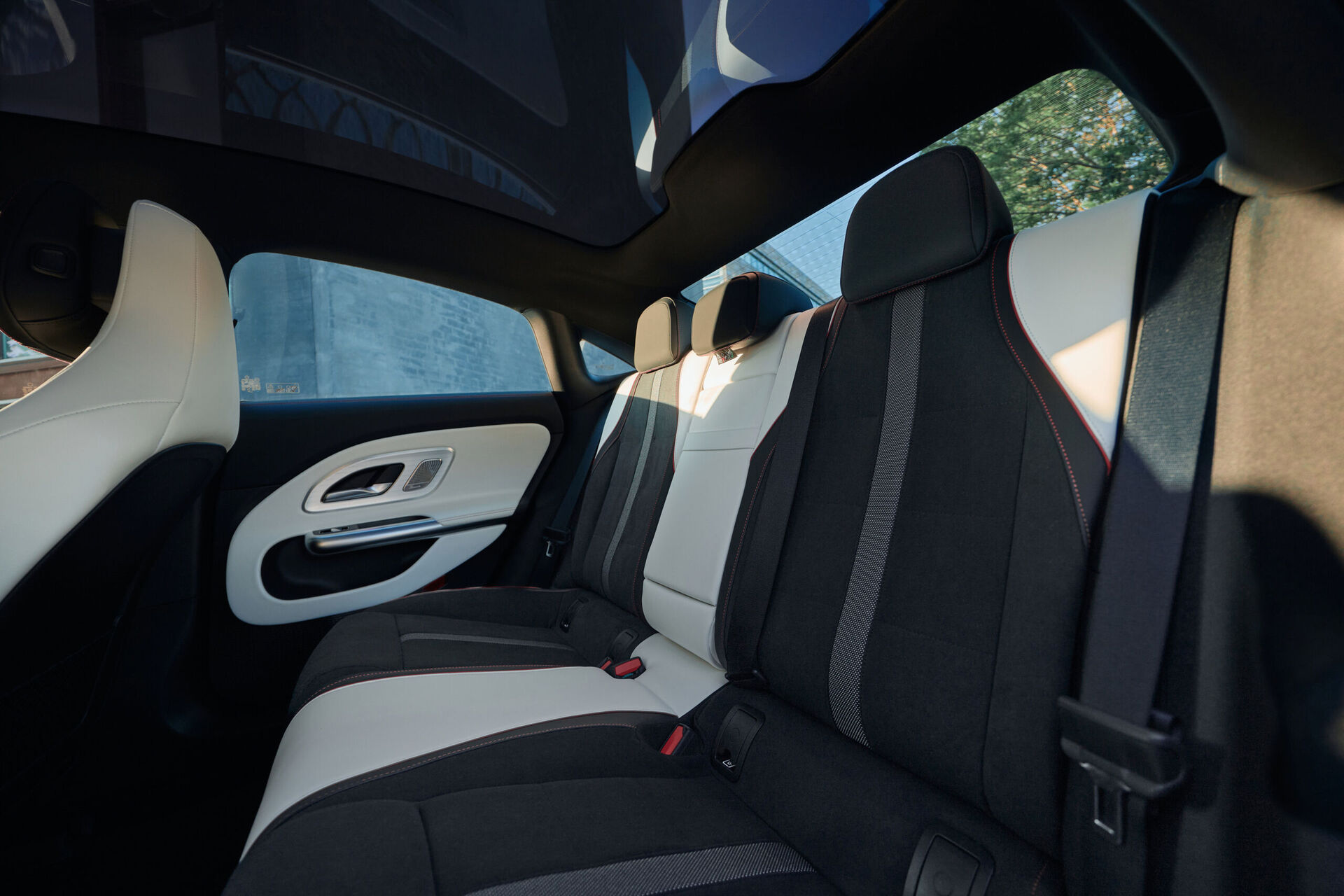 Mercedes-Benz CLA (2025)