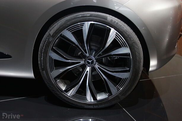 Mercedes-Benz Concept EQA