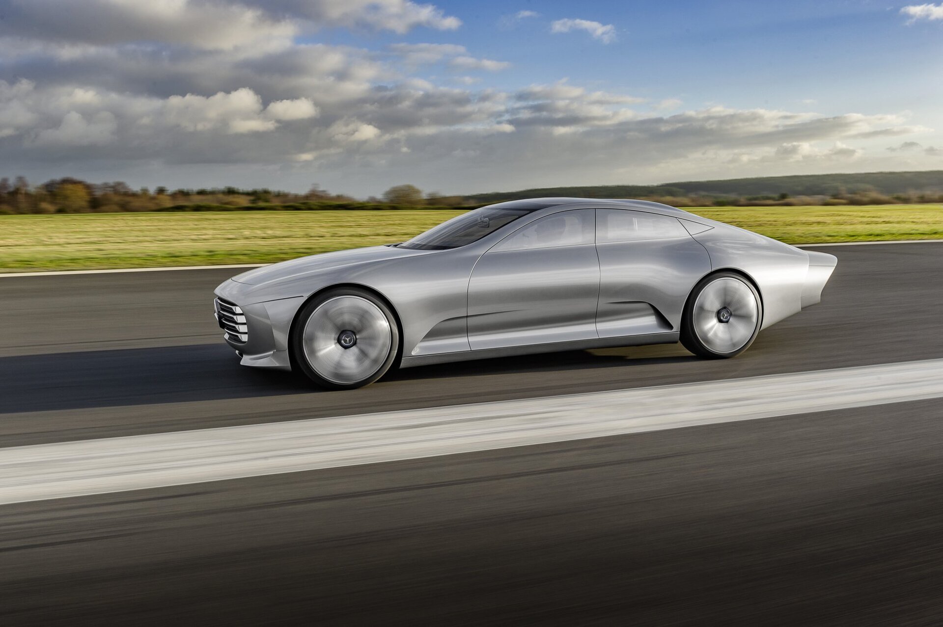 Mercedes-Benz Concept IAA