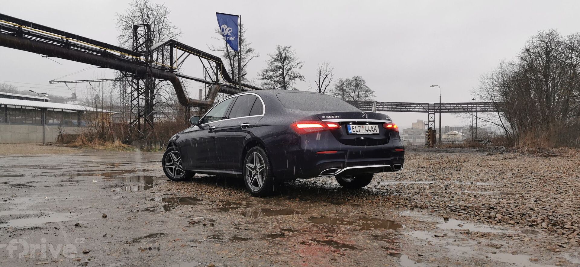 Mercedes-Benz E (2016)