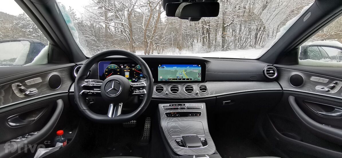 Mercedes-Benz E (2016)