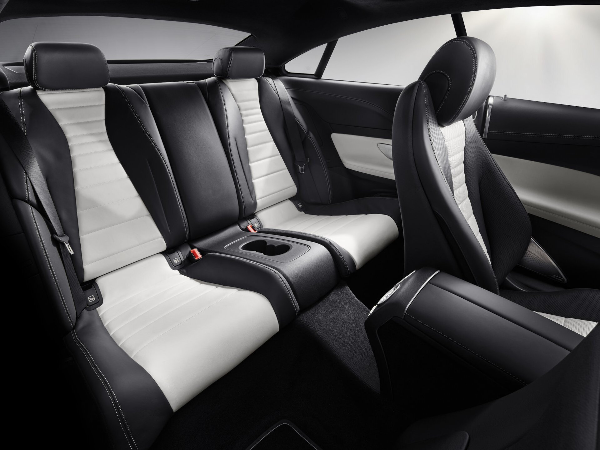 Mercedes-Benz E (2016)