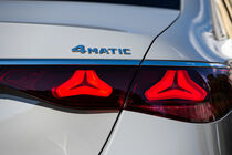 Mercedes-Benz E (2023)