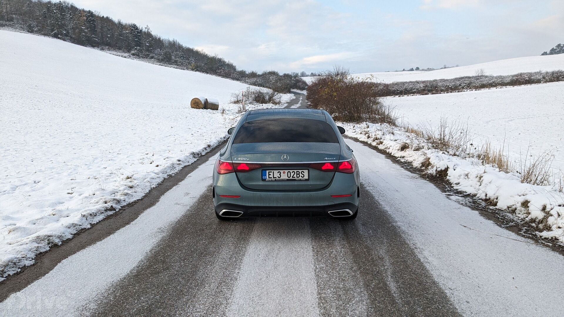 Mercedes-Benz E (2023)