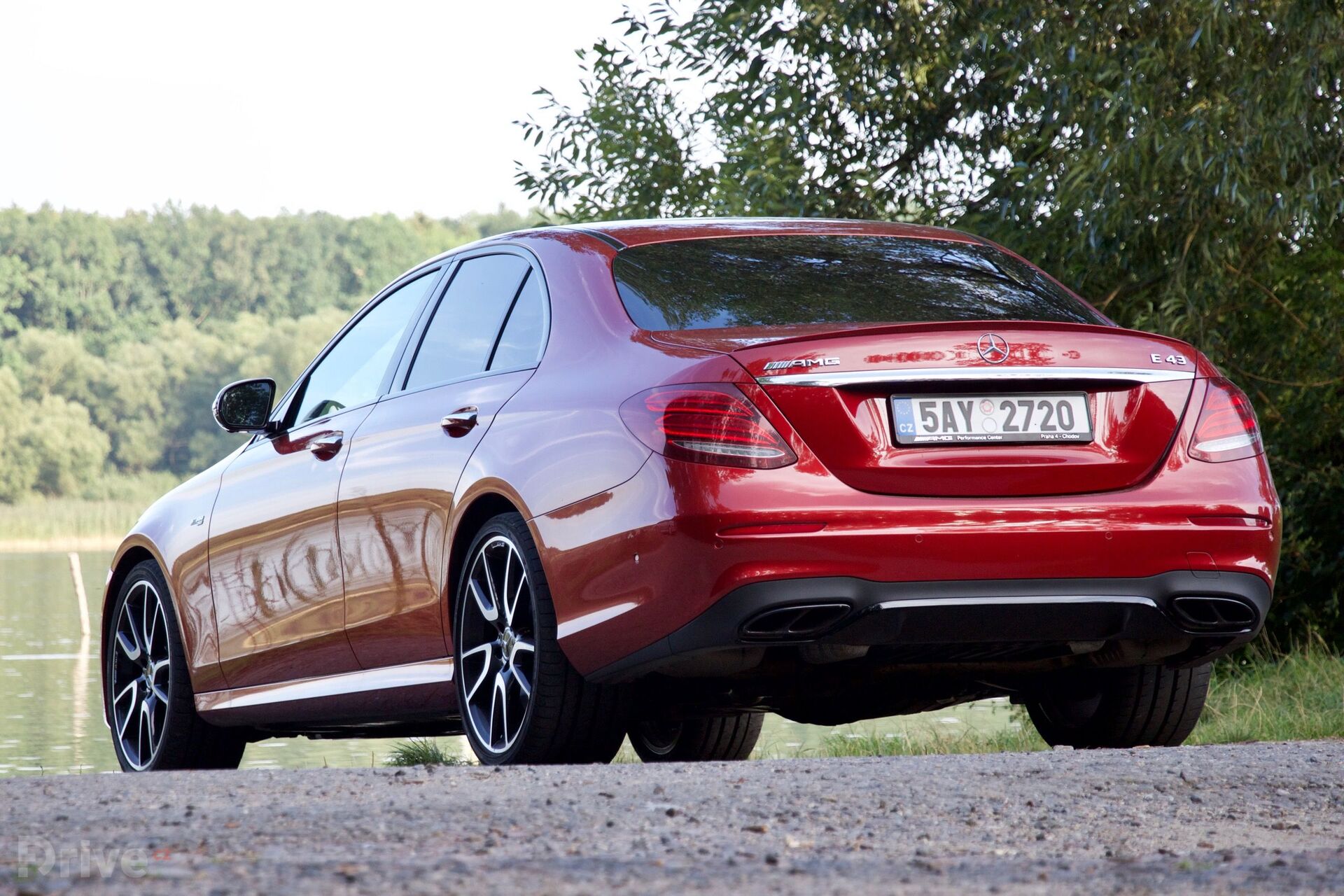 Mercedes-Benz E 43 AMG