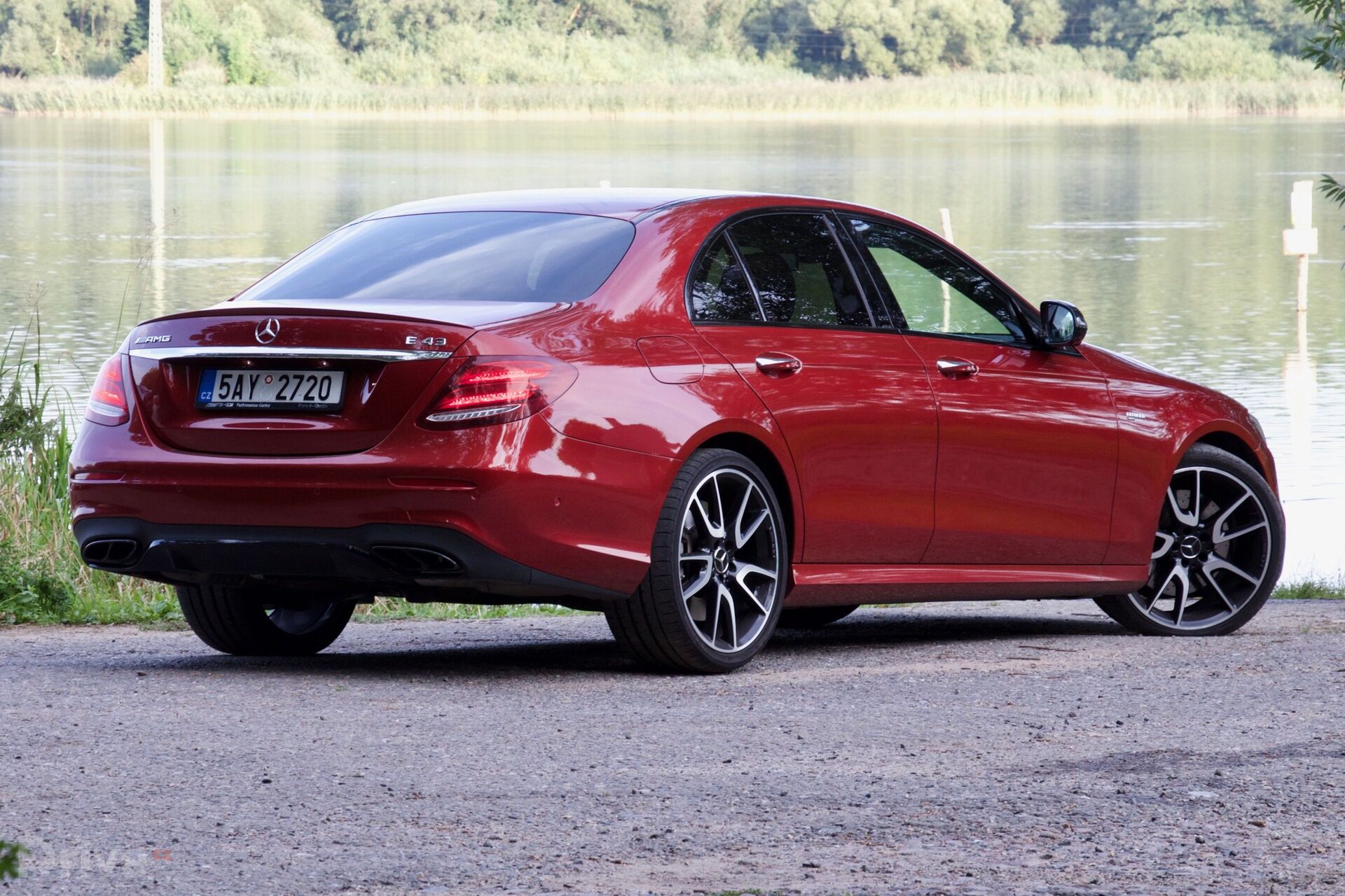 Mercedes-Benz E 43 AMG