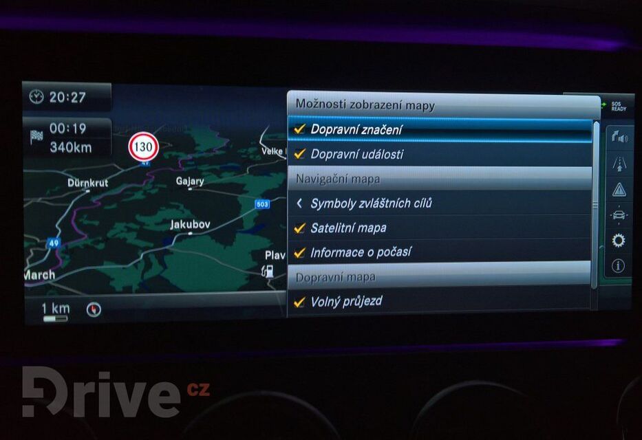 Mercedes-Benz E infotainment