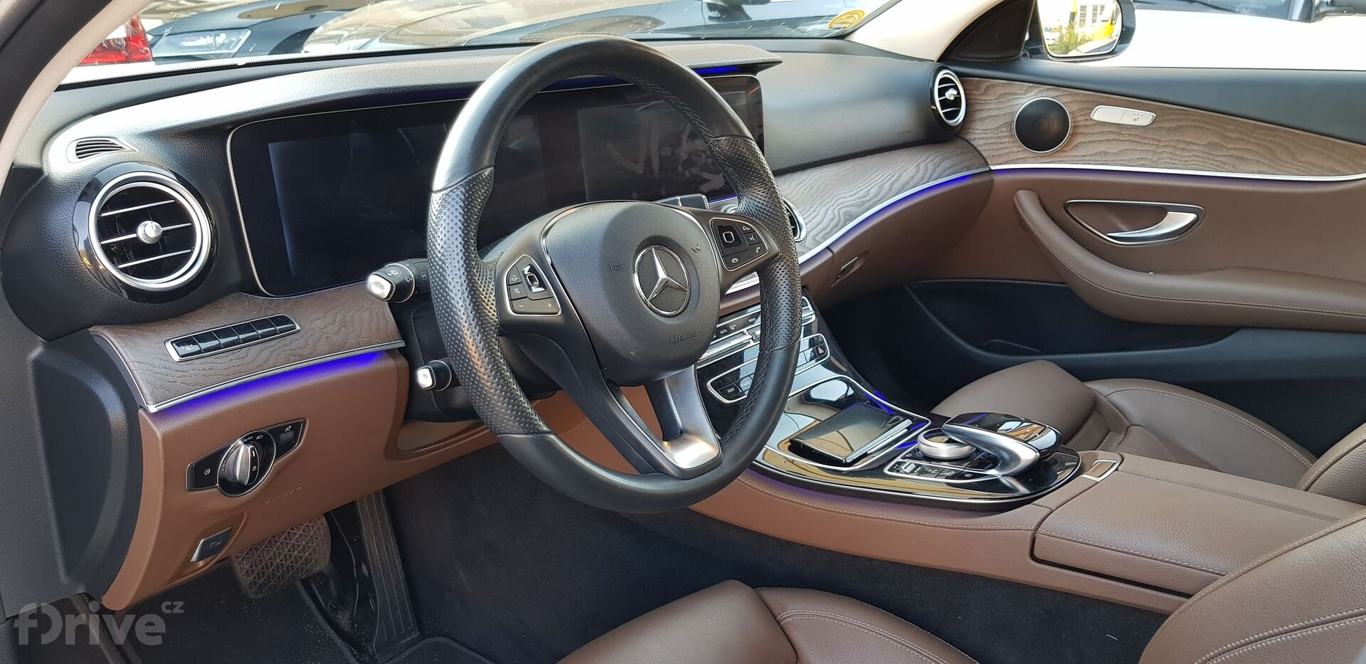 Mercedes-Benz E z HoppyGo