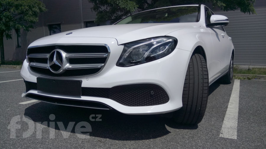 Mercedes-Benz E z HoppyGo