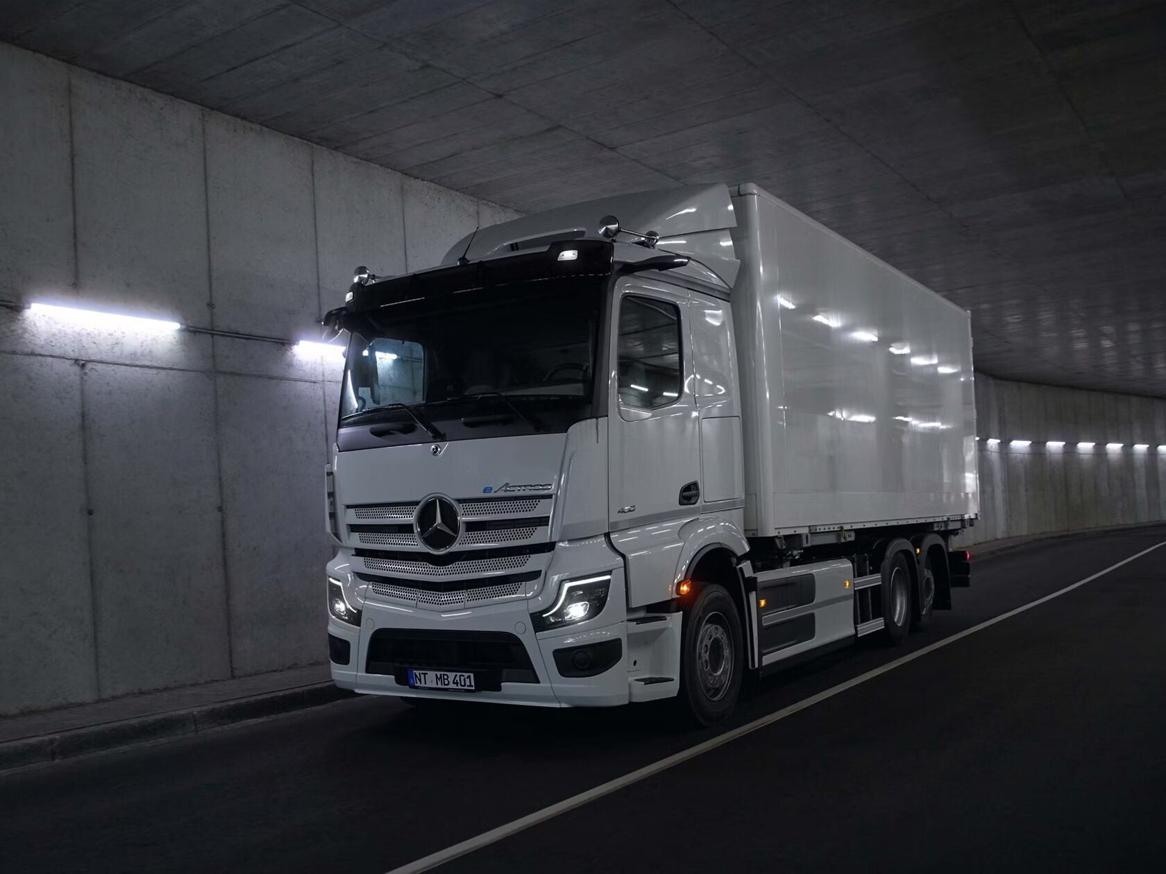 Mercedes-Benz eActros