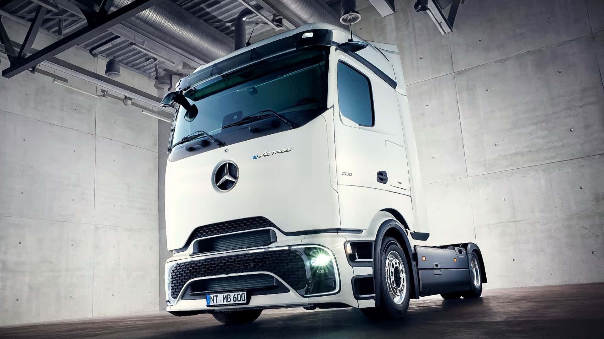 Mercedes-Benz eActros 400 Lowliner
