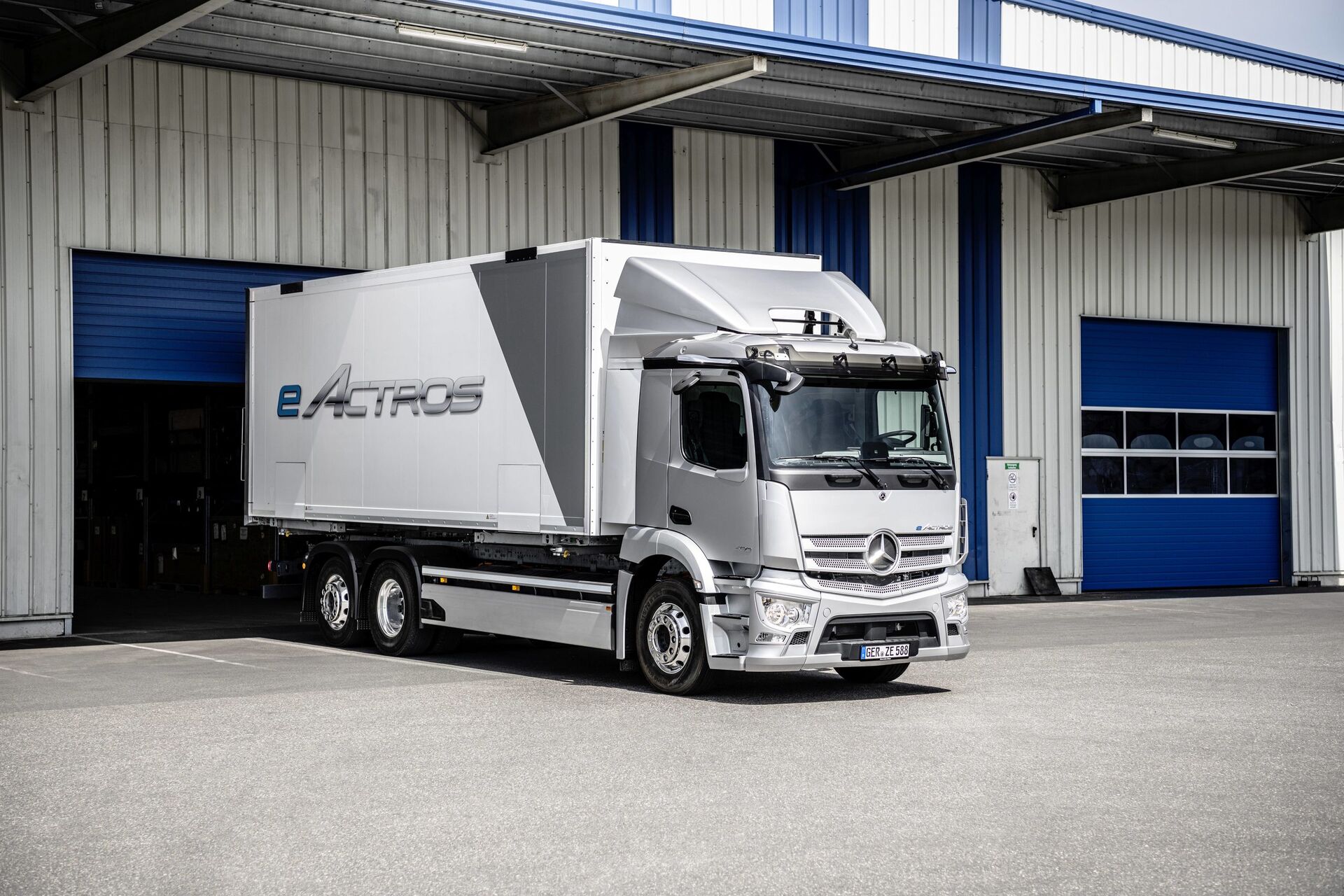 Mercedes-Benz eActros