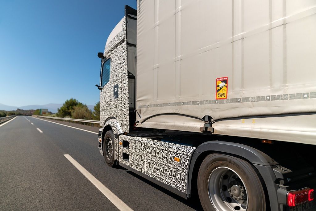 Mercedes-Benz eActros 600