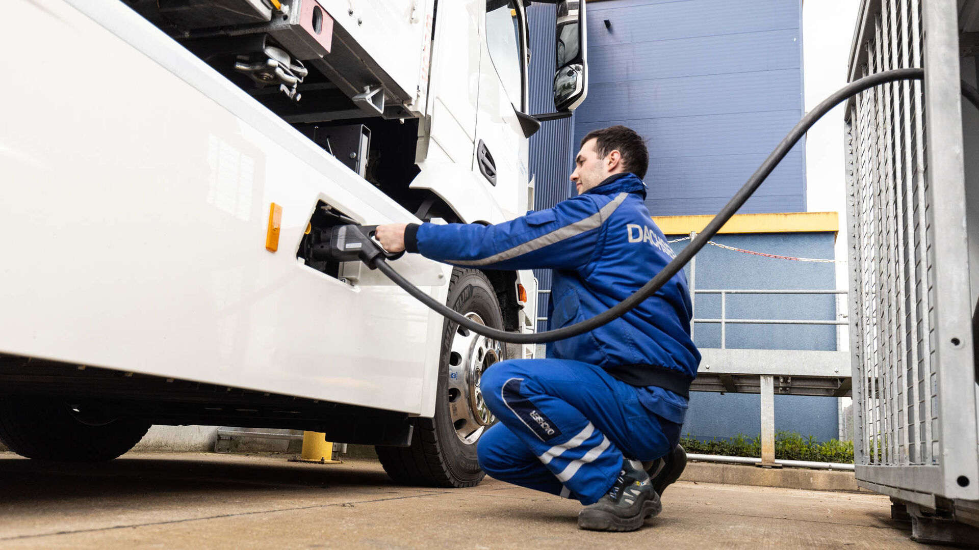 Mercedes-Benz eActros ve službách firmy Dachser