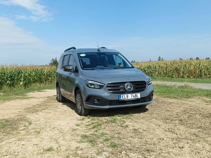 Mercedes-Benz eCitan Tourer