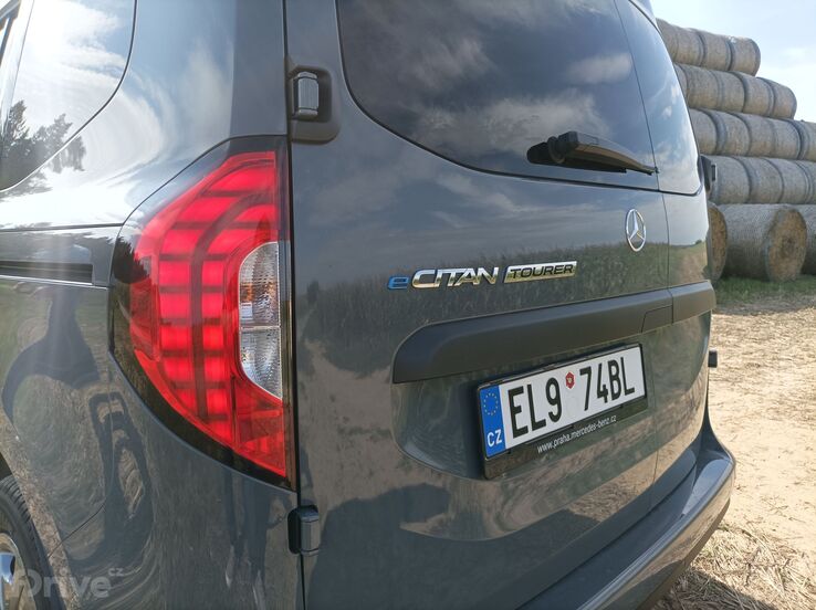 Mercedes-Benz eCitan Tourer