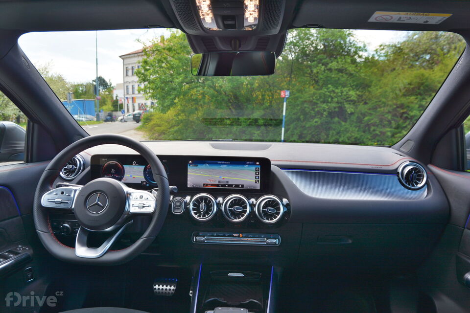 Mercedes-Benz EQA (2020)