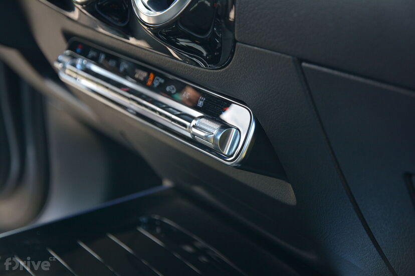 Mercedes-Benz EQA (2020)