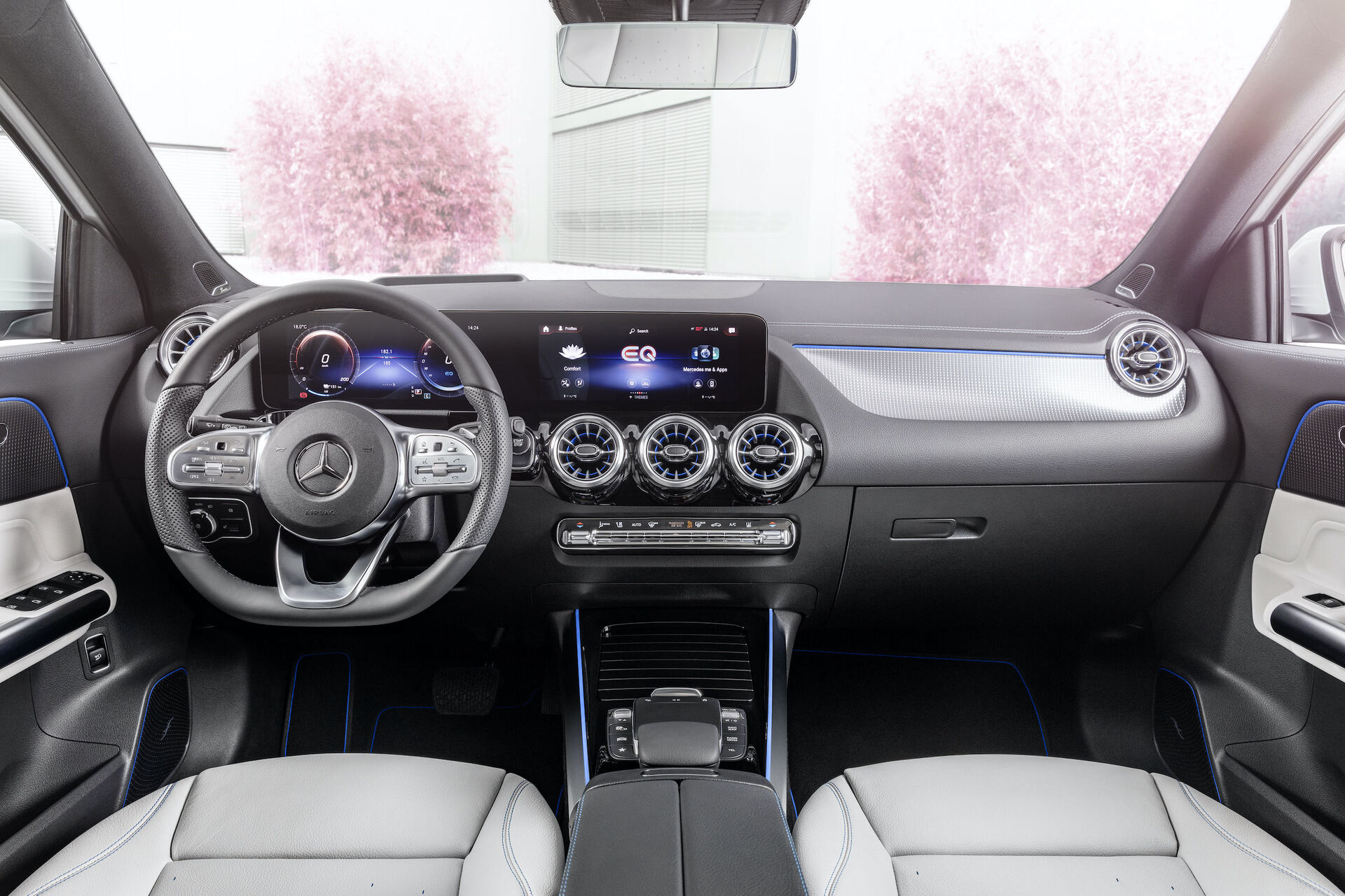 Mercedes-Benz EQA interiér