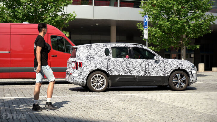 Mercedes-Benz EQB (2026)