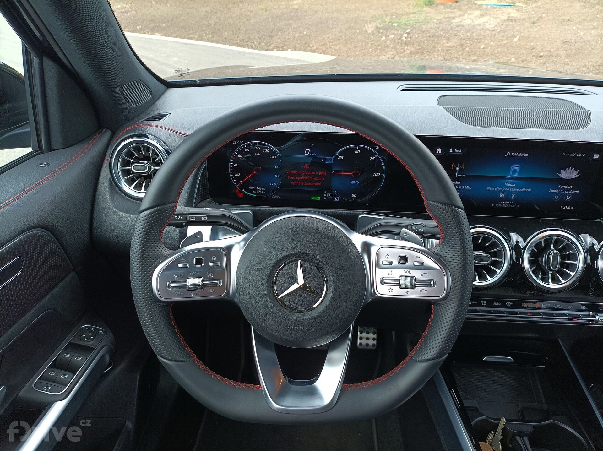 Mercedes-Benz EQB 300 4Matic