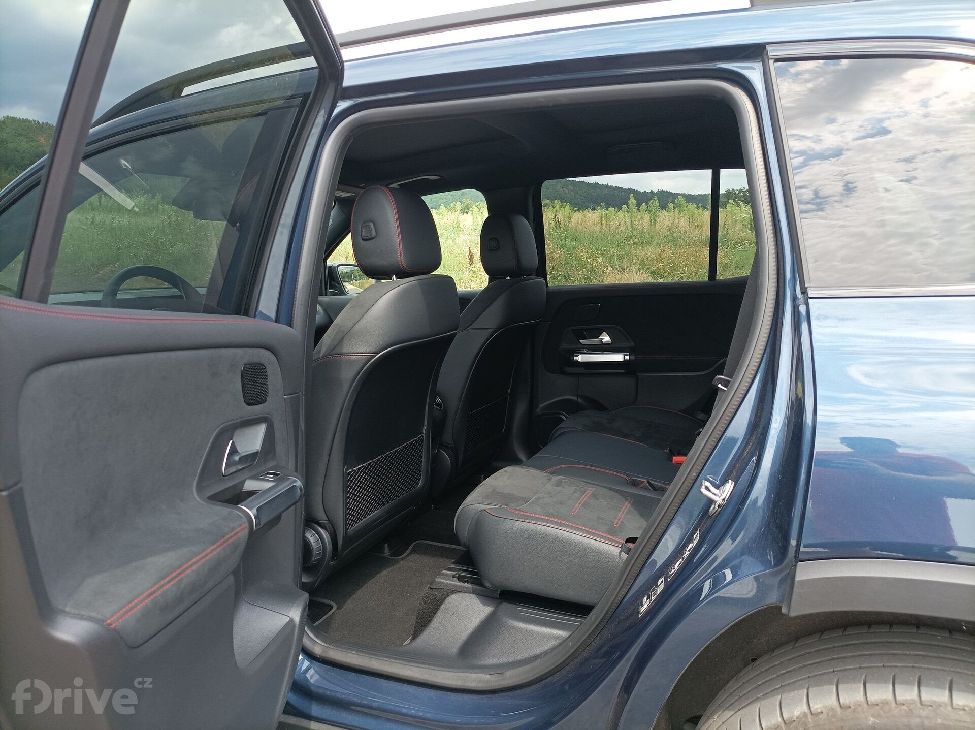 Mercedes-Benz EQB 300 4Matic