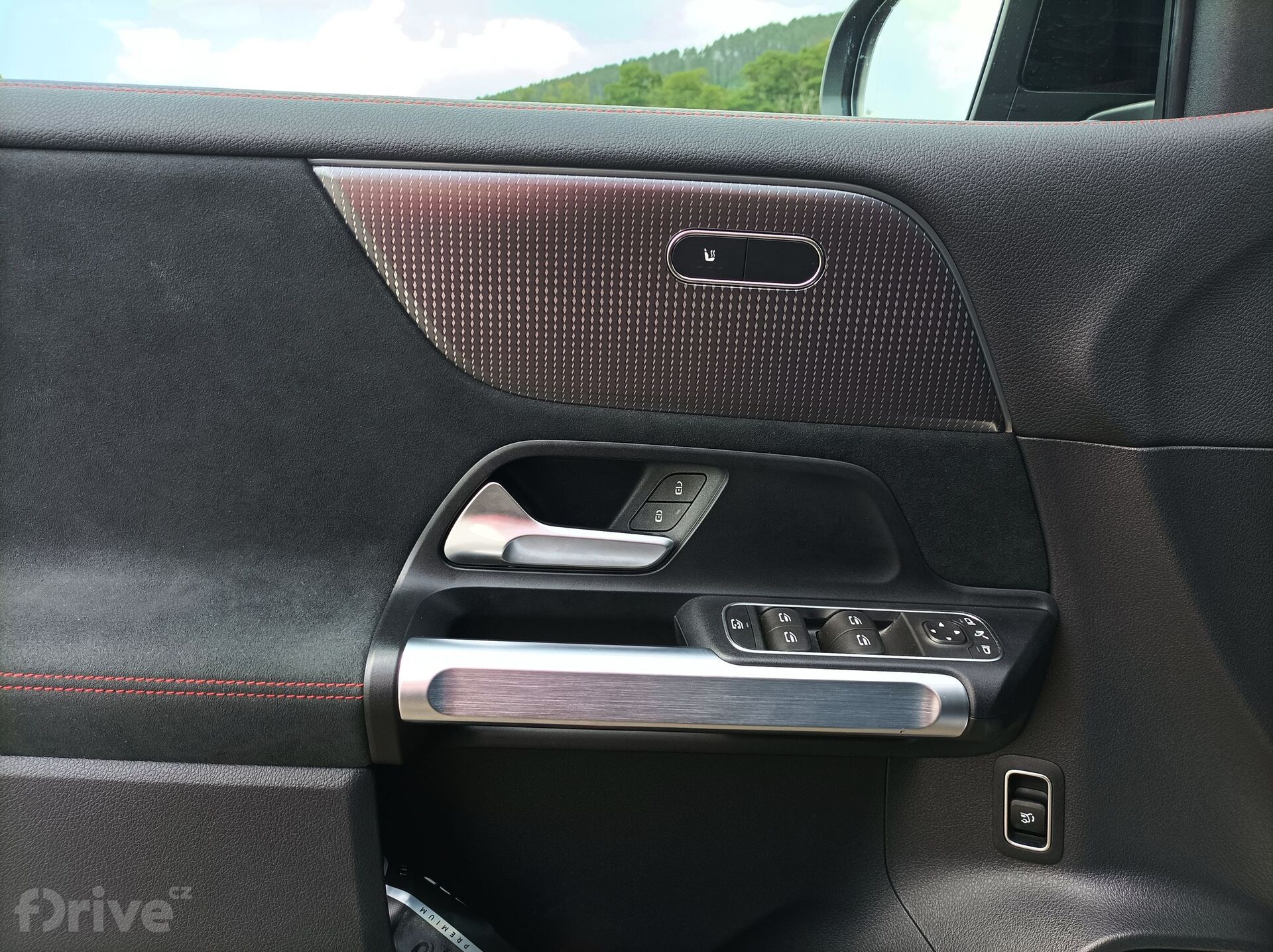 Mercedes-Benz EQB 300 4Matic