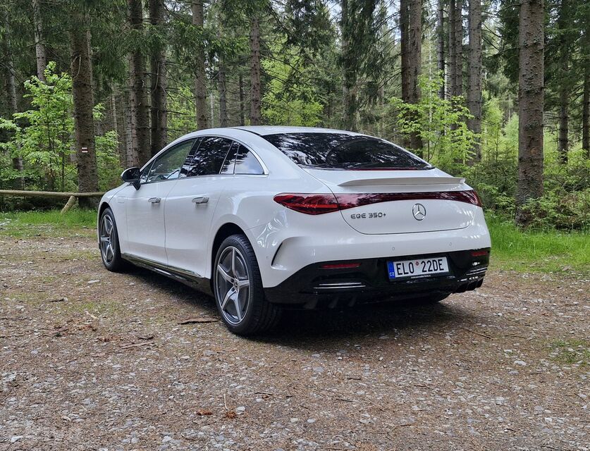 Mercedes-Benz EQE 350+