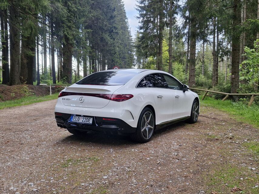 Mercedes-Benz EQE 350+