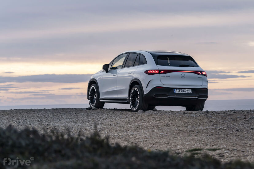 Mercedes-Benz EQE SUV