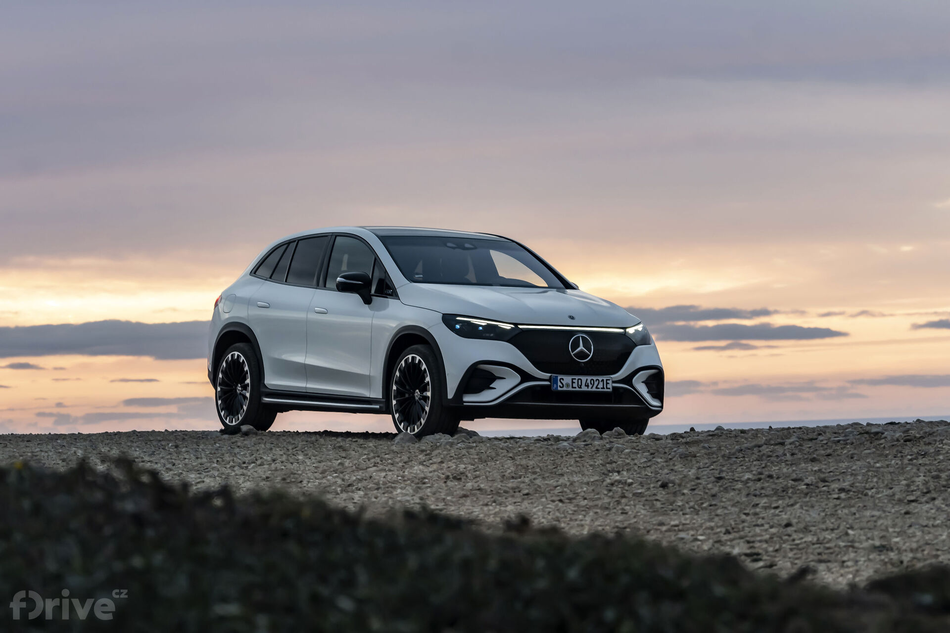 Mercedes-Benz EQE SUV