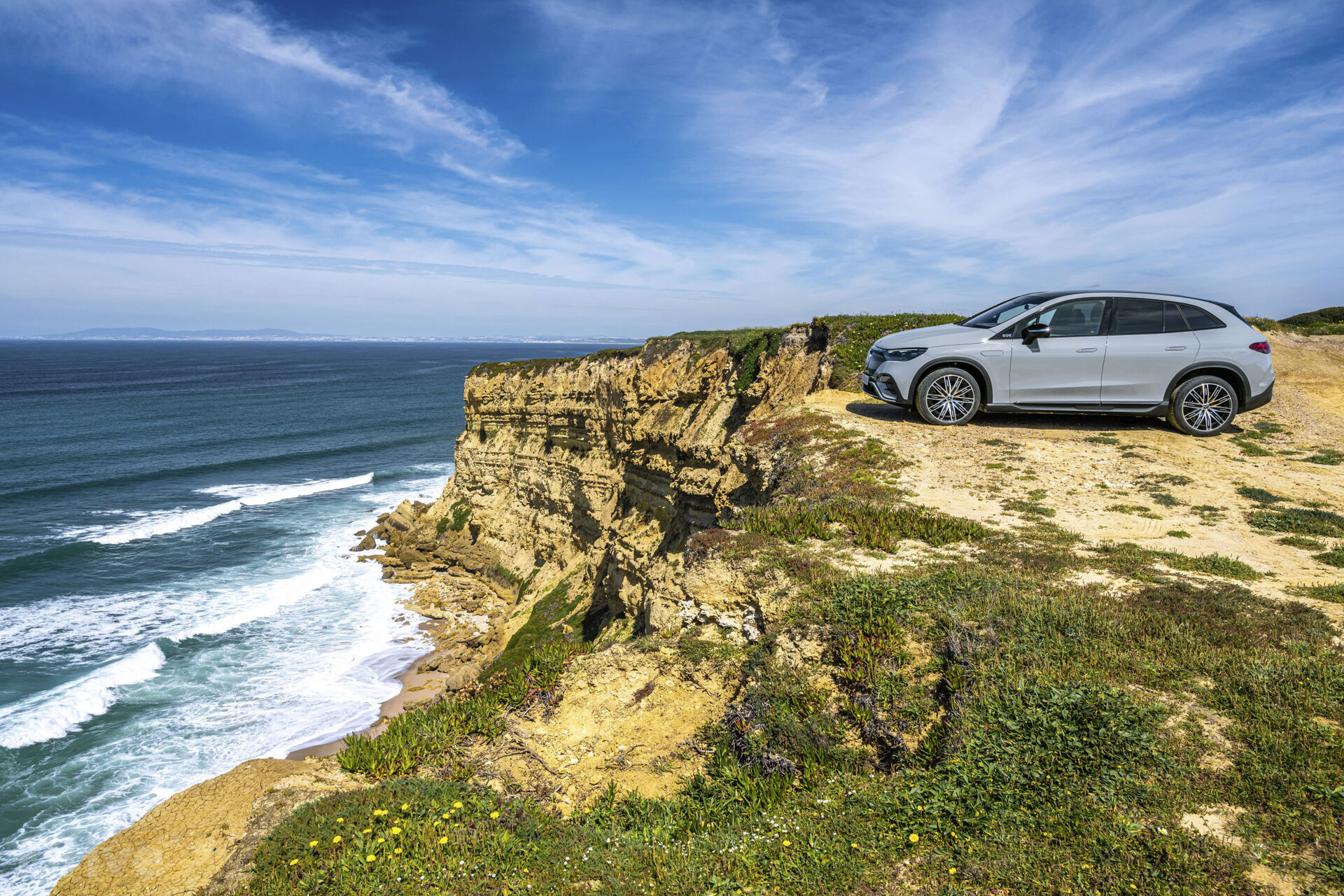 Mercedes-Benz EQE SUV