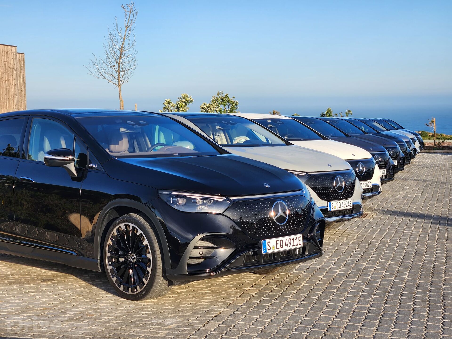 Mercedes-Benz EQE SUV