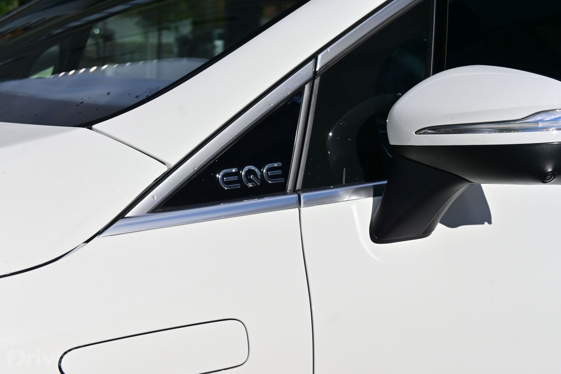 Mercedes-Benz EQE SUV