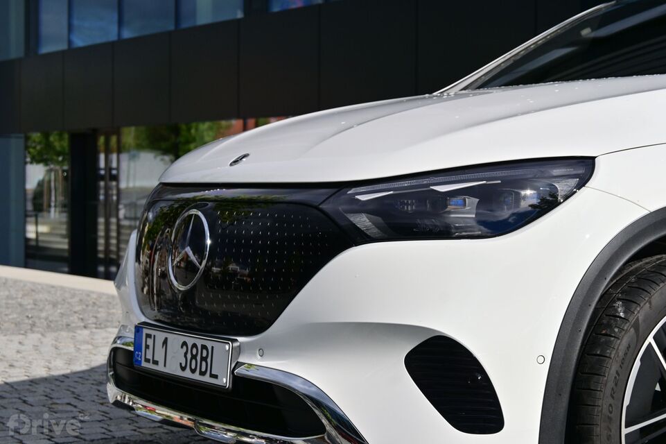 Mercedes-Benz EQE SUV