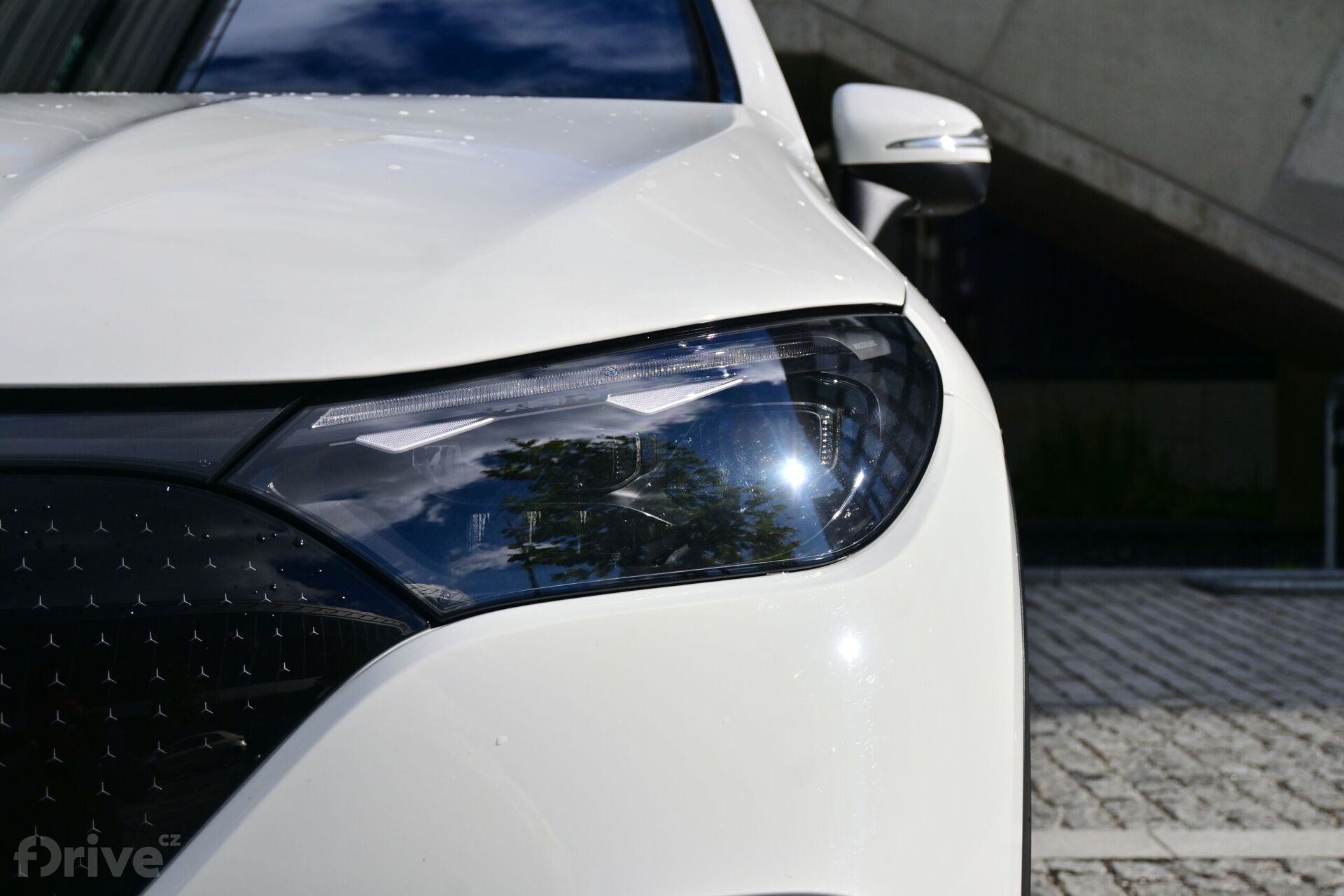 Mercedes-Benz EQE SUV