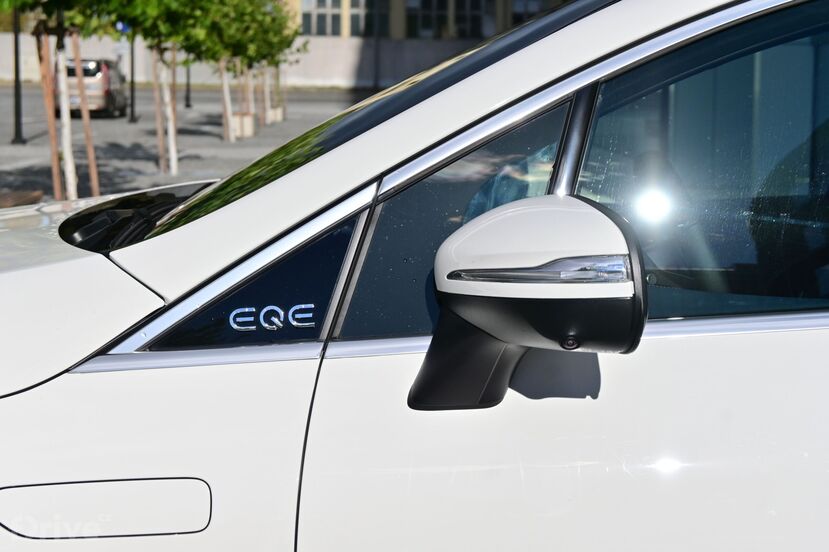 Mercedes-Benz EQE SUV