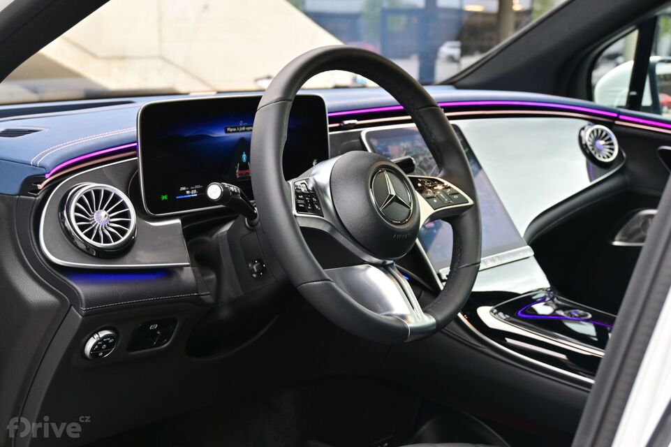 Mercedes-Benz EQE SUV