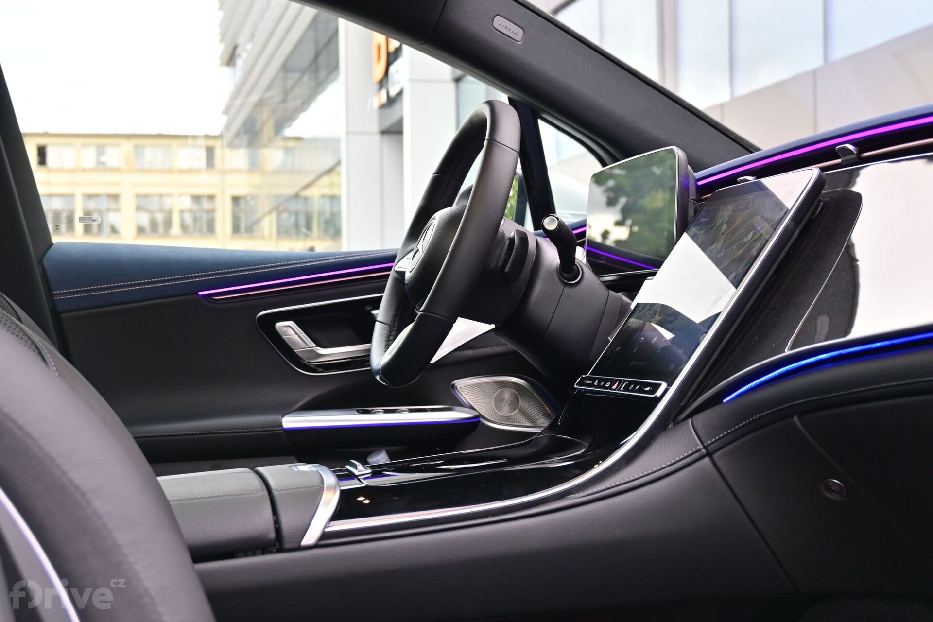 Mercedes-Benz EQE SUV