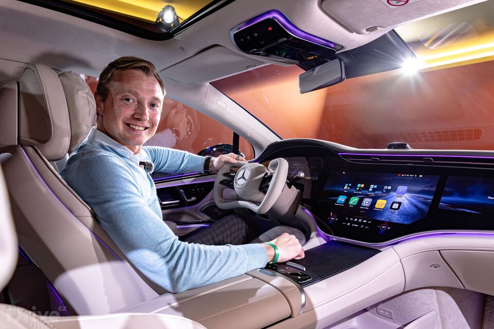 Mercedes-Benz EQS (2026)